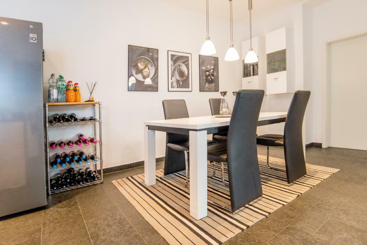 White Lofty Und White Studio Dusseldorf Ngoại thất bức ảnh