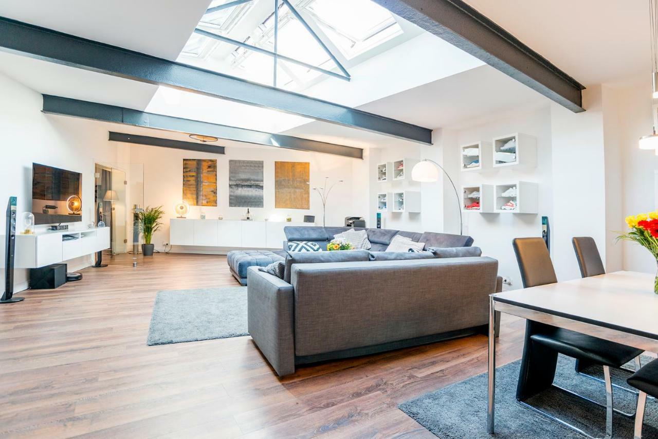White Lofty Und White Studio Dusseldorf Ngoại thất bức ảnh
